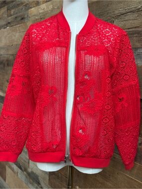 Chico’s Cherry Red Thick Lace Crochet Bomber Jacket Full-Zip Size Medium (Size 1